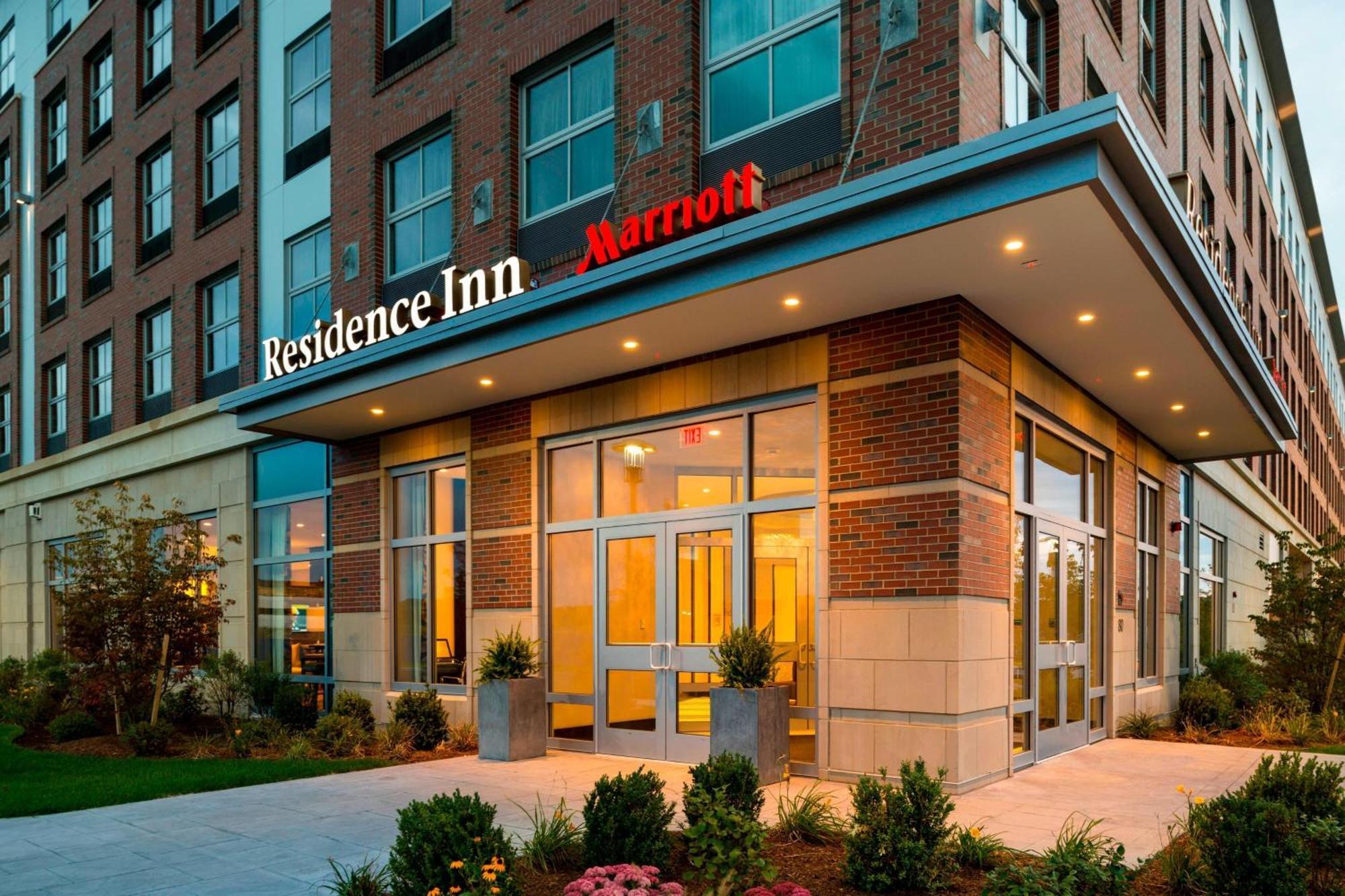 Residence Inn By Marriott Boston Нідгем Екстер'єр фото